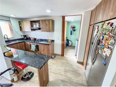 Apartamento en venta en Vegas De La Doctora, Sabaneta · foto 2 de 16