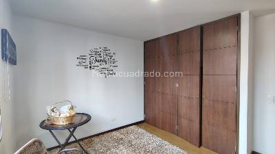 Apartamento de 3 alcobas en venta en Conquistadores, Medellín, 85 m² · foto 12 de 20