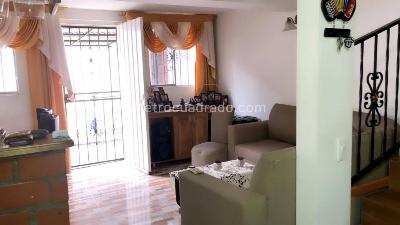 Casa de 4 alcobas en venta en Robledo, Medellín, 112 m² · foto 7 de 17