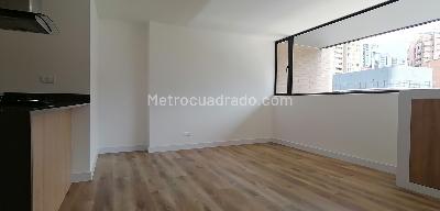 Apartaestudio en venta en El Poblado, Medellín, 50 m² · foto 2 de 14