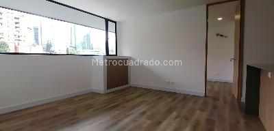 Apartaestudio en venta en El Poblado, Medellín, 50 m² · foto 5 de 14