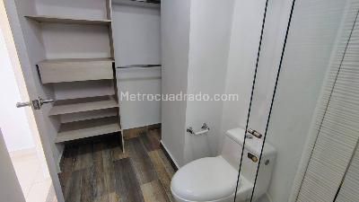 Apartamento de 2 alcobas en arriendo en Los Alpes, Medellín, 51 m² · foto 15 de 20