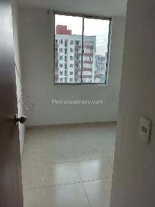 Apartamento de 3 alcobas en venta en Perez, Bello, 61 m² · foto 13 de 18