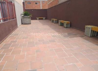 Apartamento de 3 alcobas en venta en Perez, Bello, 61 m² · foto 17 de 18