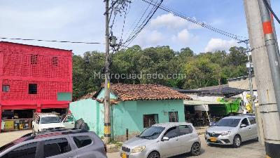 Casa de 5 alcobas en venta en Fatima, Medellín, 457 m² · foto 8 de 19