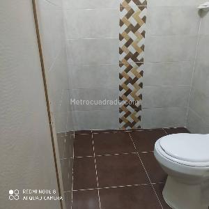 Casa de 3 alcobas en venta en Las Esmeraldas, Medellín, 75 m² · foto 8 de 12