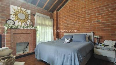 Casa de 4 alcobas en venta en Los Alcazares, Sabaneta, 396 m² · foto 17 de 20