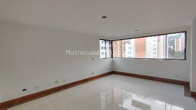 Apartamento de 3 alcobas en venta en Aves Maria, Sabaneta, 127 m² · foto 10 de 20