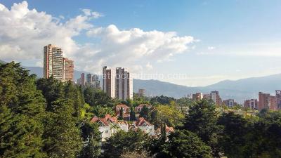 Apartamento de 5 alcobas en venta en El Tesoro, Medellín, 425 m² · foto 11 de 18