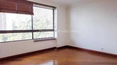 Apartamento de 5 alcobas en venta en El Tesoro, Medellín, 425 m² · foto 8 de 18