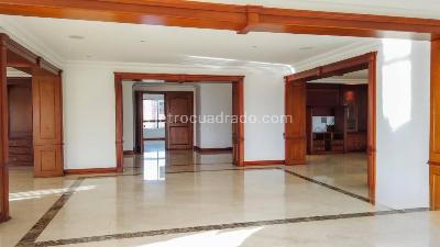 Apartamento en arriendo en El Tesoro, Medellín · foto 2 de 19