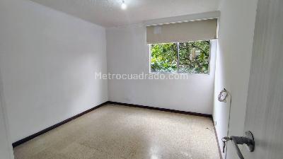 Apartamento de 3 alcobas en venta en El Rodeo, Medellín, 108 m² · foto 18 de 20