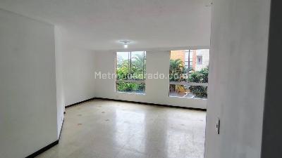 Apartamento de 3 alcobas en venta en El Rodeo, Medellín, 108 m² · foto 4 de 20