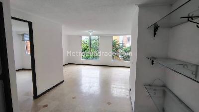 Apartamento de 3 alcobas en venta en El Rodeo, Medellín, 108 m² · foto 6 de 20
