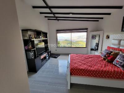Casa de 3 alcobas en venta en Belen, Medellín, 400 m² · foto 10 de 20