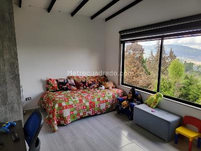 Casa de 3 alcobas en venta en Belen, Medellín, 400 m² · foto 11 de 20