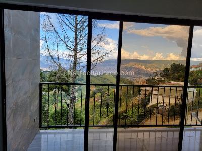 Casa de 3 alcobas en venta en Belen, Medellín, 400 m² · foto 6 de 20