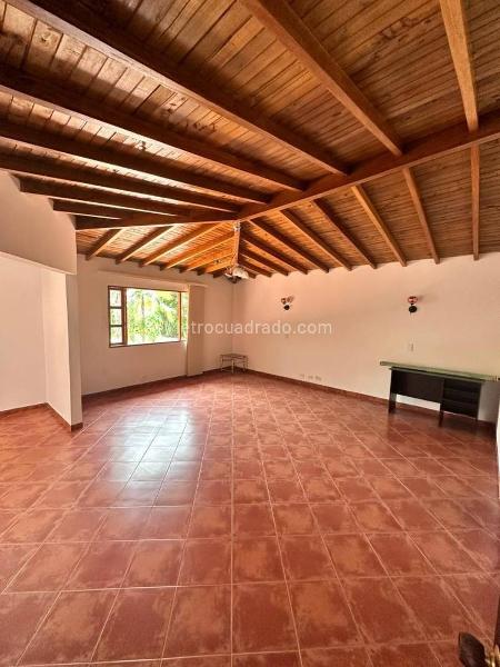 5BR House in Rionegro (3800 m²) - 5