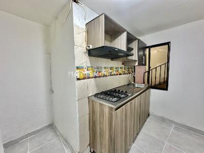 Apartamento en venta en El Jardin, Medellín · foto 8 de 20