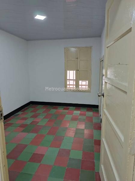 Apartamento de 2 Alcobas en Venta en Centro Medellín - 3