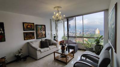 Apartamento de 3 alcobas en venta en El Poblado, Medellín, 97 m² · foto 3 de 17