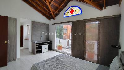 Casa de 4 alcobas en venta en San Lucas, Medellín, 200 m² · foto 15 de 20