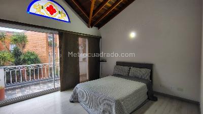 Casa de 4 alcobas en venta en San Lucas, Medellín, 200 m² · foto 16 de 20