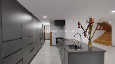 Casa de 4 alcobas en venta en San Lucas, Medellín, 200 m² · foto 5 de 20