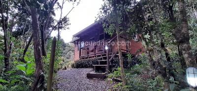 Casa de 5 alcobas en venta en Santa Elena, Medellín · foto 2 de 19