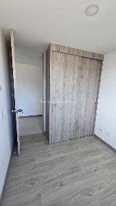 Apartamento en venta en Alto De Las Flores, Sabaneta · foto 9 de 19