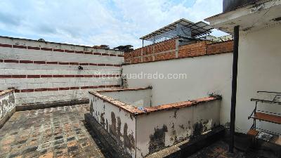 Casa de 5 alcobas en venta en Simon Bolivar, Medellín, 198 m² · foto 19 de 20