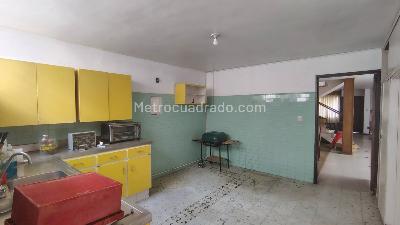 Casa de 5 alcobas en venta en Simon Bolivar, Medellín, 198 m² · foto 6 de 20