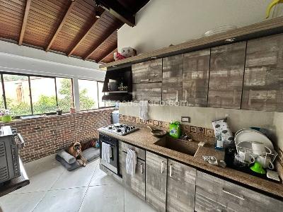 Apartamento de 4 alcobas en venta en Carlos E, Medellín, 115 m² · foto 6 de 16
