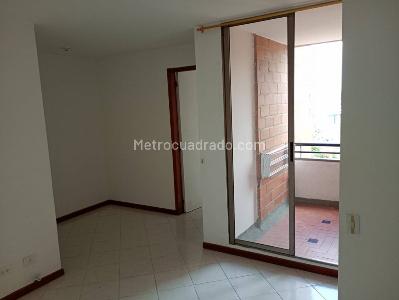 Apartamento en venta en Loma De Los Bernal, Medellín · foto 11 de 20