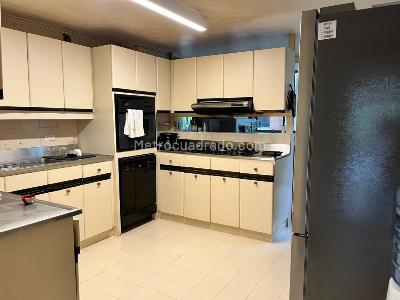 Apartamento en venta en El Tesoro, Medellín · foto 11 de 20