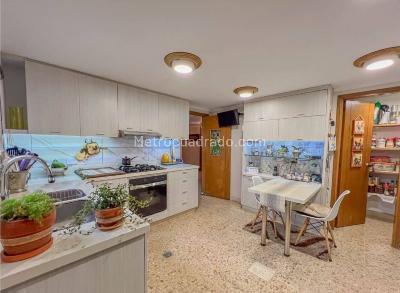 Apartamento en venta en Castropol, Medellín · foto 11 de 20