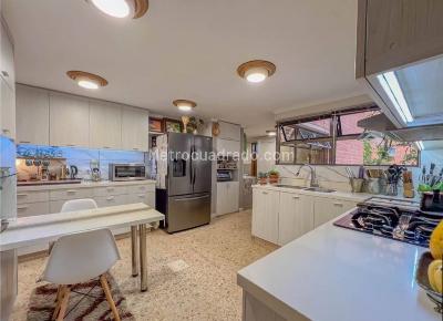 Apartamento en venta en Castropol, Medellín · foto 14 de 20