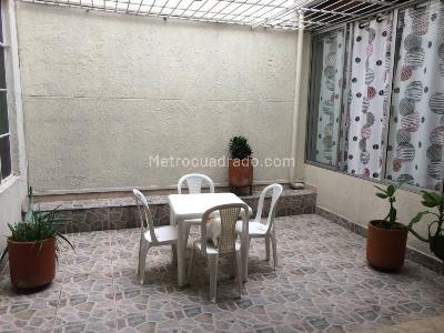 Casa de 5 alcobas en venta en Laureles, Medellín, 306 m² · foto 11 de 13