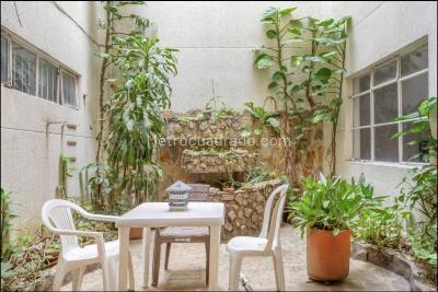 Casa de 5 alcobas en venta en Laureles, Medellín, 306 m² · foto 3 de 13
