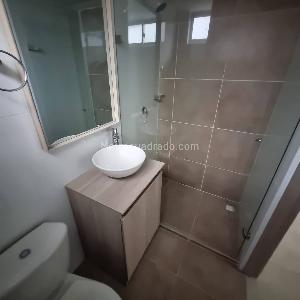 Apartamento de 5 alcobas en venta en Prado, Medellín, 220 m² · foto 7 de 11