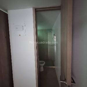 Apartamento de 5 alcobas en venta en Prado, Medellín, 220 m² · foto 8 de 11