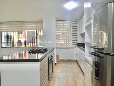 Apartamento de 3 alcobas en venta en Laureles, Medellín, 197 m² · foto 7 de 20