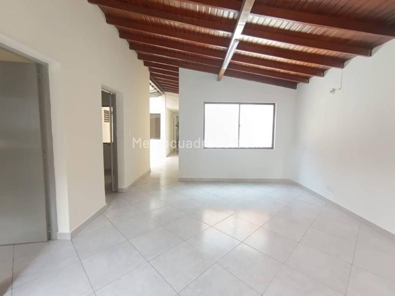 Casa en Arriendo, Santa Lucia, Medellín en Santa Lucia