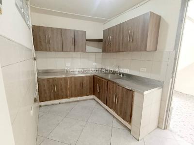 Casa de 5 alcobas en arriendo en Santa Lucia, Medellín, 150 m² · foto 7 de 20