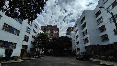Apartamento en venta en Suramericana, Medellín · foto 2 de 20