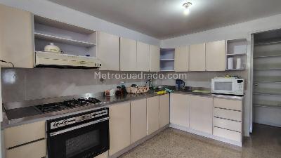 Apartamento en venta en Suramericana, Medellín · foto 6 de 20