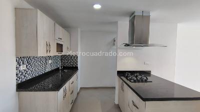 Apartamento en venta en Belen Los Alpes, Medellín · foto 2 de 19