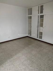Casa de 4 alcobas en venta en Laureles, Medellín, 198 m² · foto 6 de 9