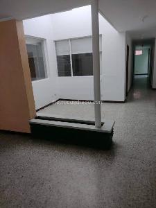 Casa de 4 alcobas en venta en Laureles, Medellín, 198 m² · foto 8 de 9
