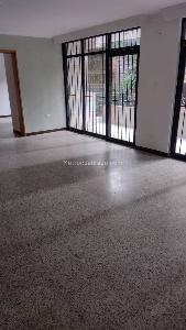 Casa de 4 alcobas en venta en Laureles, Medellín, 198 m² · foto 9 de 9